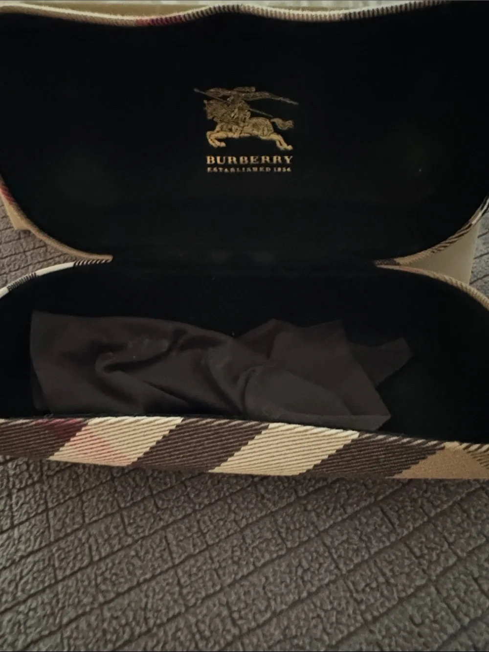 Burberry Gray Gradient Oversized Women's Sunglasses